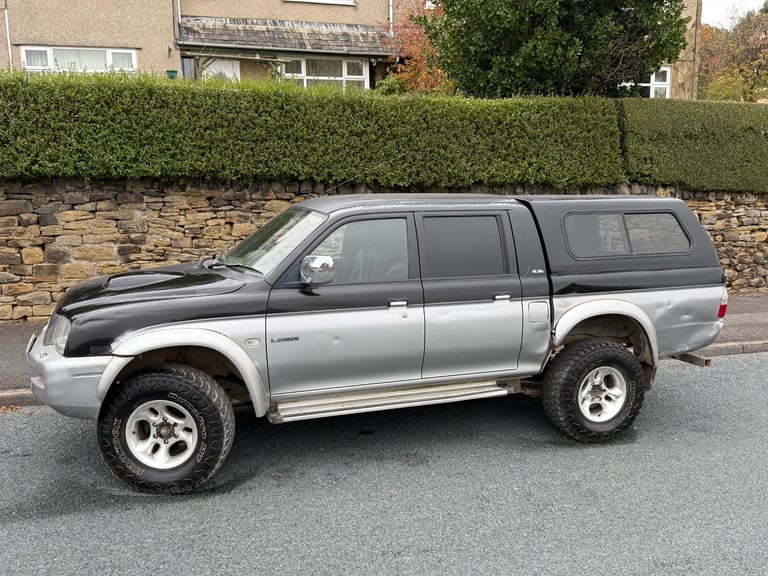 2002 Mitsubishi L200 Double Cab DI-D 4Life 4WD 134Bhp Double Cab Pick-up  Diesel Manual