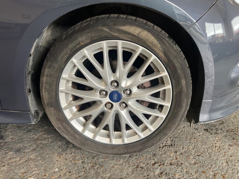 2014 Ford Focus 1.0T EcoBoost Zetec S Euro 5 (s/s) 5dr HATCHBACK Petrol Manual