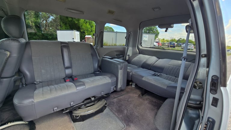 Fresh Import Mitsubishi Delica Spacegear Chamonix L400 3.0 Auto 8 Seater MPV 4X4