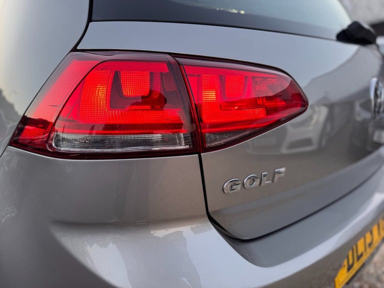 2013 Volkswagen Golf 1.6 TDI 105 SE 5dr HATCHBACK Diesel Manual