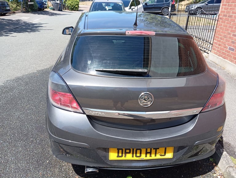 Vauxhall, ASTRA, Hatchback, 2010 .Manual, 1598 (cc), 3 doors . Spares or Repairs. 