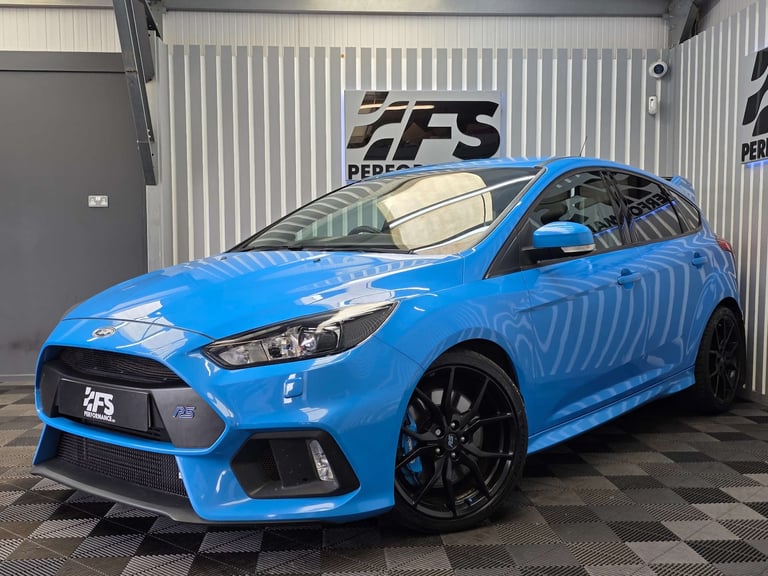 2017 Ford Focus 2.3T EcoBoost RS Hatchback 5dr Petrol Manual AWD Euro 6 (s/s) (350 ps) Hatchback ...