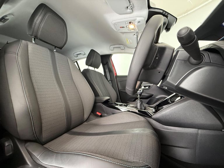  Peugeot 208 1.2 PureTech Allure Premium + Euro 6 (s/s) 5dr Petrol Manual