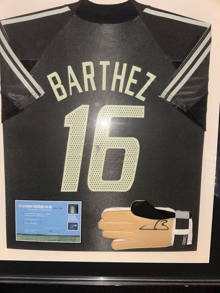 Fabian Barthez signed shirt 