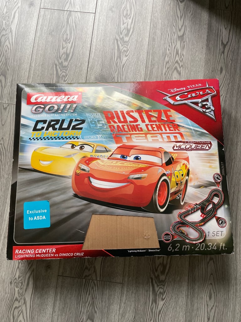 Disney Cars scalextric race track