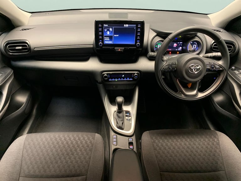 2021 Toyota Yaris 1.5 VVT-h Design Hatchback 5dr Petrol Hybrid E-CVT Euro 6 (s/s) (116 ps) -  Hat...