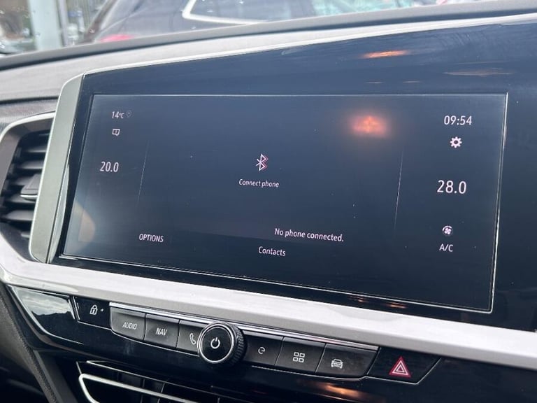 2023 Vauxhall Crossland X 1.6 14.2kwh Ultimate Suv 5dr Petrol Plug In Hybrid Auto Euro 6 (s/s) (2...