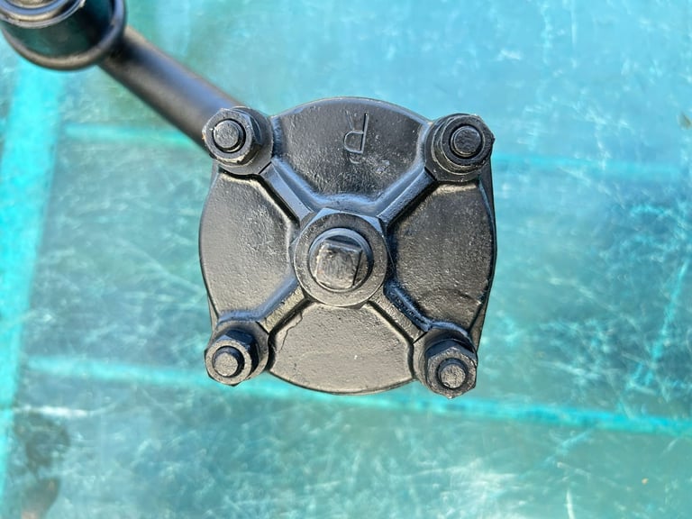 Steering idler Maserati Indy, Ghibli, Mexico, Quattroporte s1