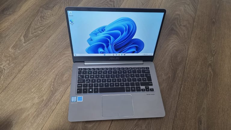 image for ASUS UX410u laptop Intel Quad Core i5 8250U processor Full HD IPS screen