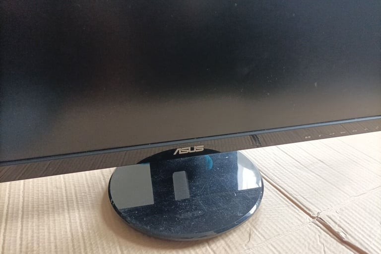 Asus 27 inches PC monitor