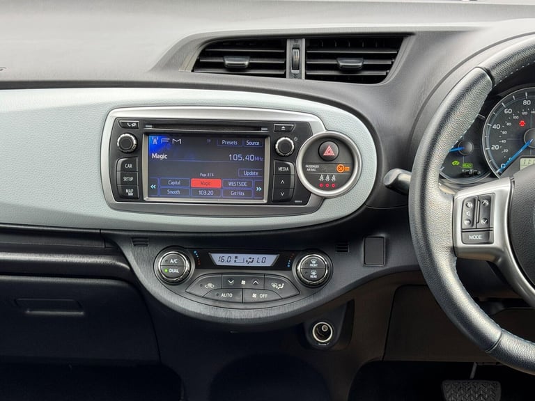  Toyota Yaris 1.5 VVT-h T Spirit CVT Euro 5 5dr Petrol/Electric Hybrid Automatic