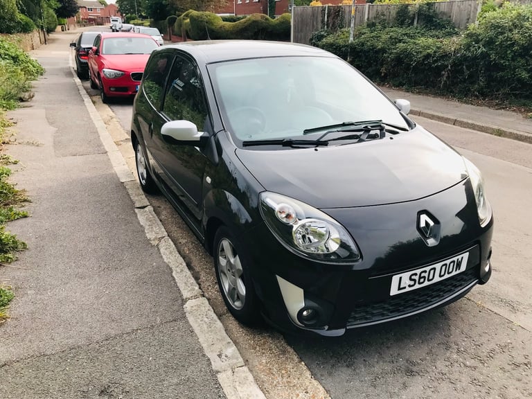 image for RENAULT TWINGO 1.2 PETROL 2010 VERY LOW MILEAGE NEW MOT £1650 