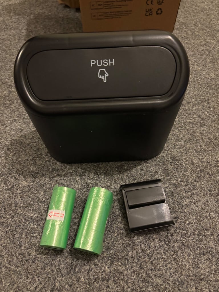 CAR TRASH CAN 