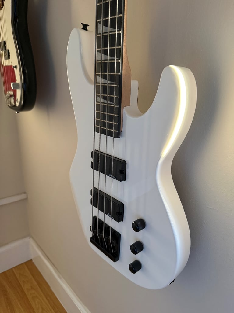 Jackson JS2 Concert Bass Guitar 
