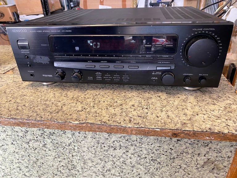 KENWOOD KR-V6050 280WATTS AUDIO VIDEO SURROUND SOUND AMPLIFIER 