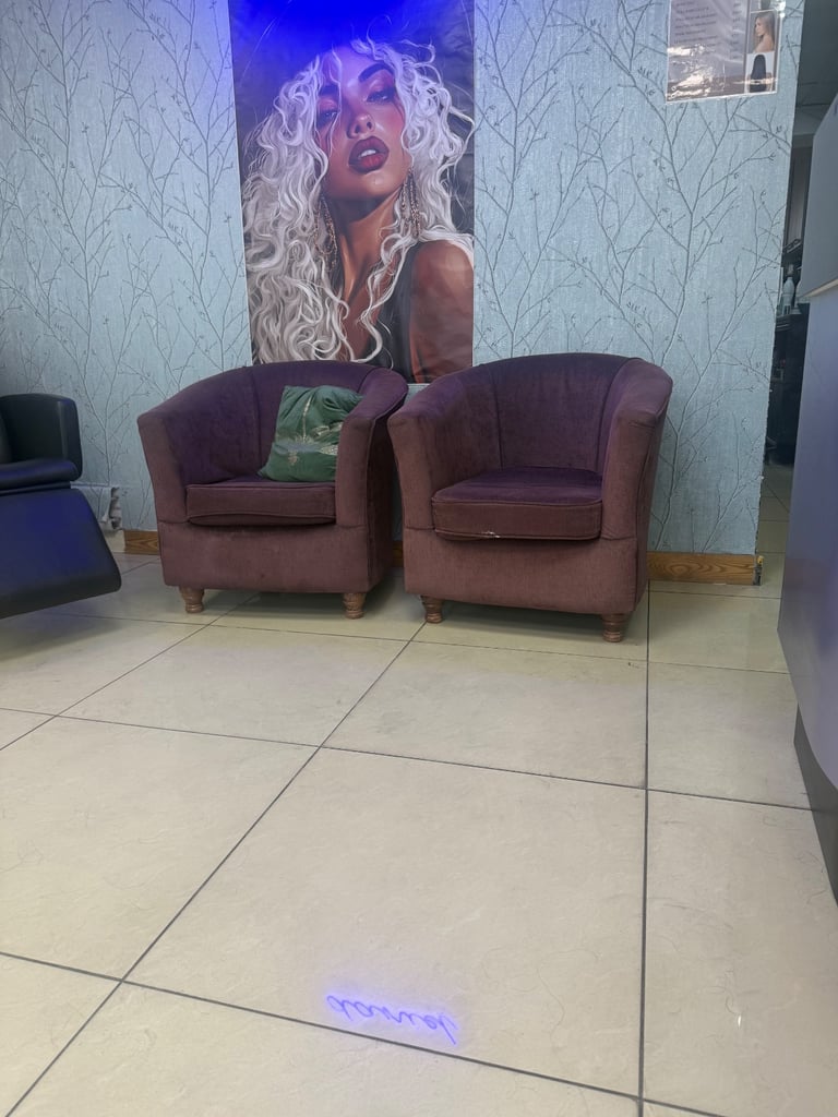 image for 2 x tub chairs