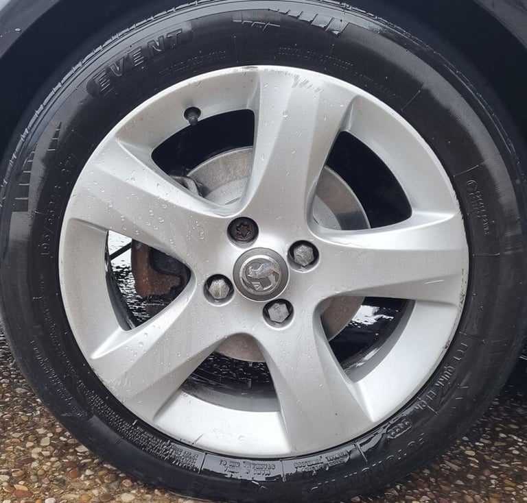 2013 Vauxhall Corsa 1.2 16V SXi Euro 5 5dr (A/C) Hatchback Petrol Manual