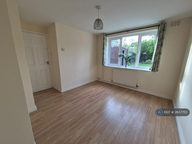 3 bedroom house in Kent Way, Cambridge, CB4 (3 bed) (#2637755)