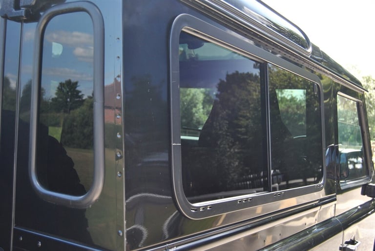 2015 Land Rover Defender XS Station Wagon TDCi [2.2] WINDOW VAN DIESEL Manual