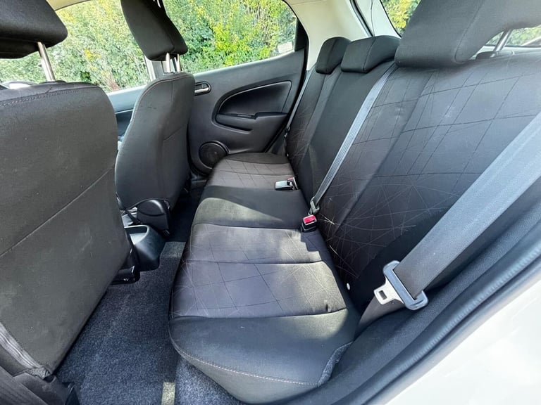 2013 Mazda Mazda2 1.3 Venture Edition 5dr HATCHBACK PETROL Manual