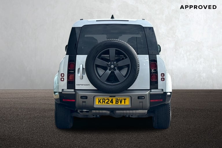 2024 Land Rover Defender 110 3.0 D300 110 X-Dynamic HSE 5dr SUV DIESEL Automatic