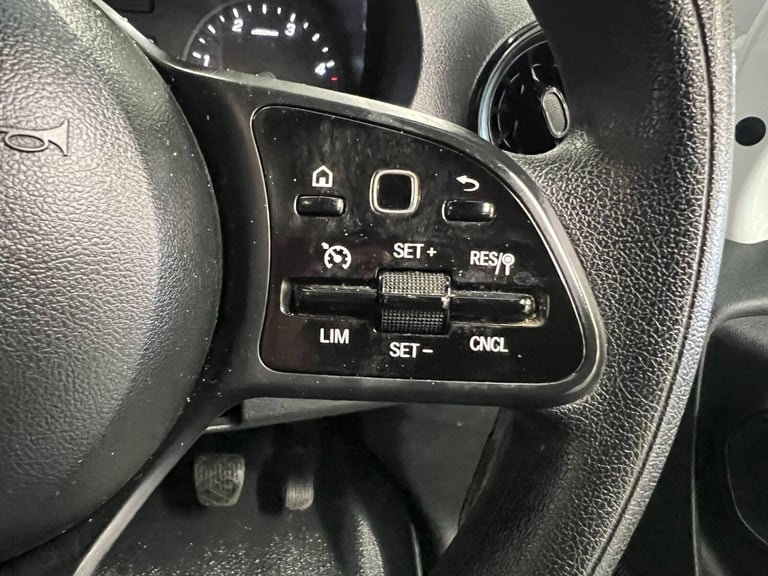 2022 Mercedes-Benz Sprinter 2.0 317 CDI Progressive RWD L2 H2 Euro 6 (s/s) 5dr Temperature Contro...