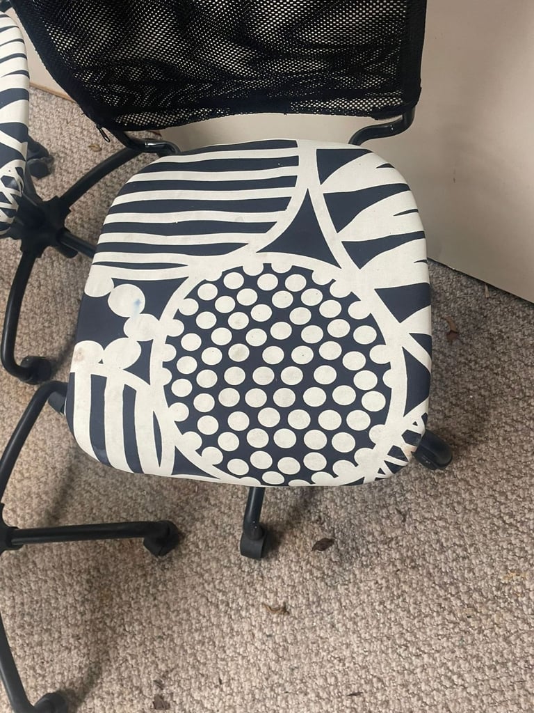 Office Chairs - Adjustable