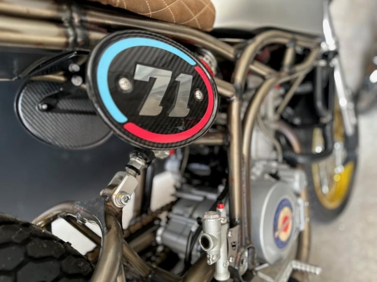 STUNNING LOW MILEAGE 2019/69 CCM SPITFIRE MOTORCYCLE 