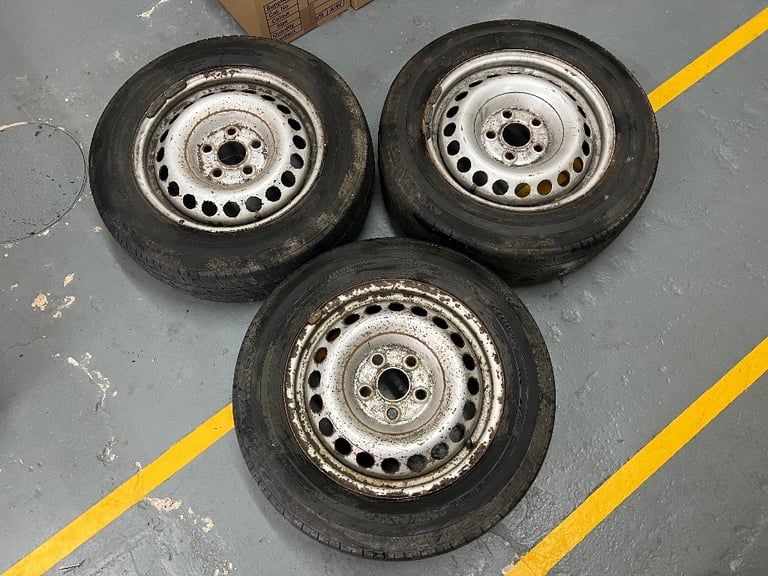 Vw transporter tyres with wheels 2 × 205 65 16c