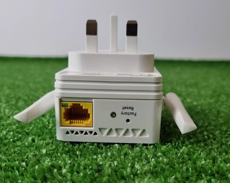 Netgear EX2700 N300 Wi-Fi Range Extender