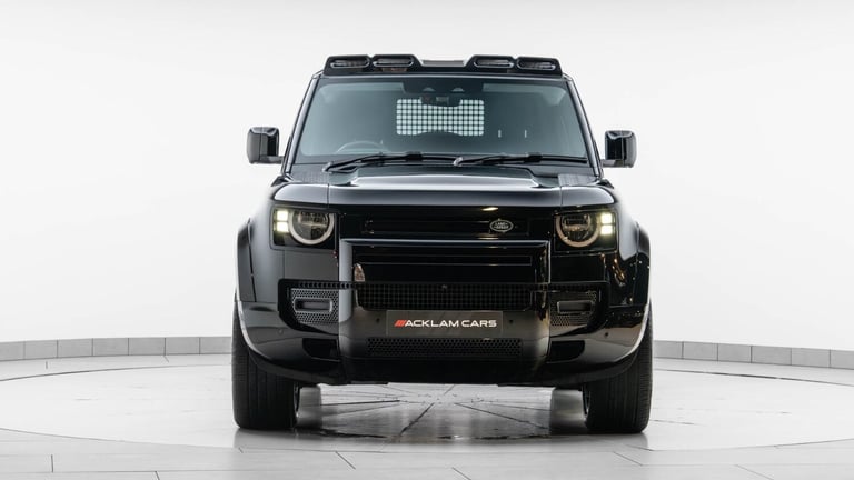 2024 Land Rover Defender 3.0 D250 Hard Top Auto [3 Seat] PANEL VAN DIESEL Automatic