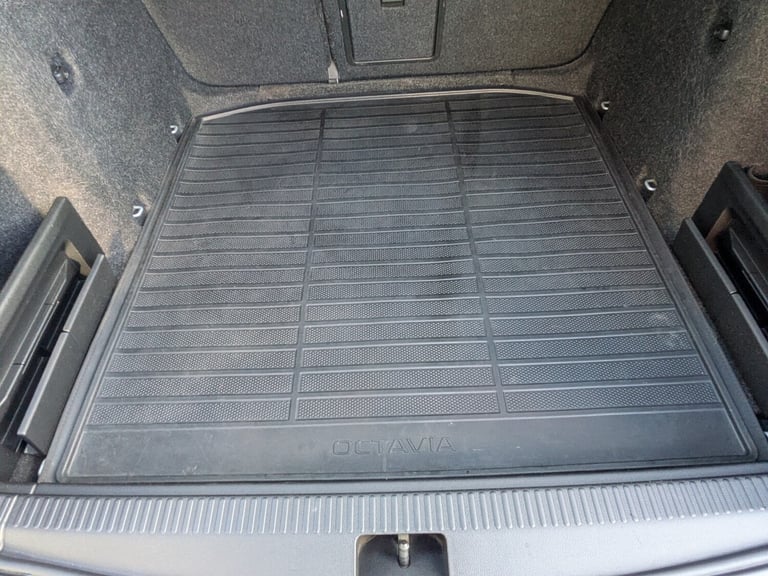 2020 Skoda Octavia 1.5 TSI SE Drive 5dr DSG Estate Petrol Automatic