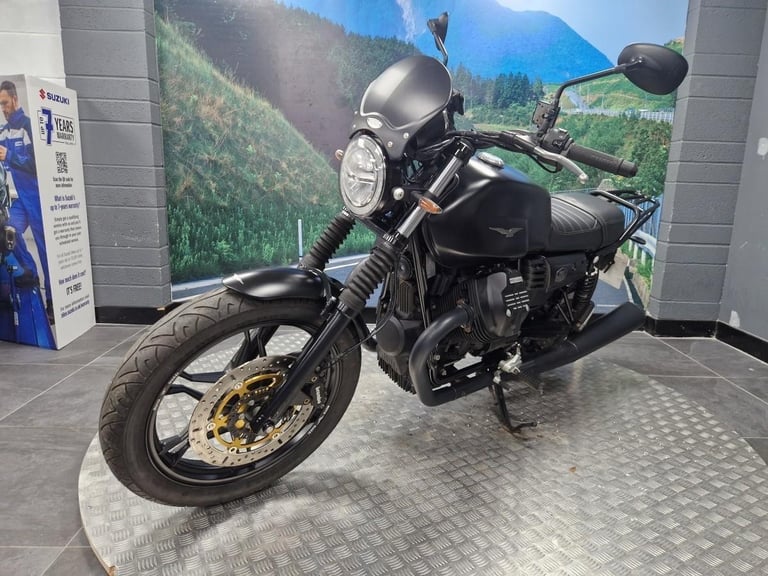 MOTO GUZZI V7 III STONE NIGHT PACK