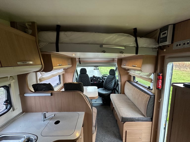 Adria sunliving fixed bed low miles under 3500kg
