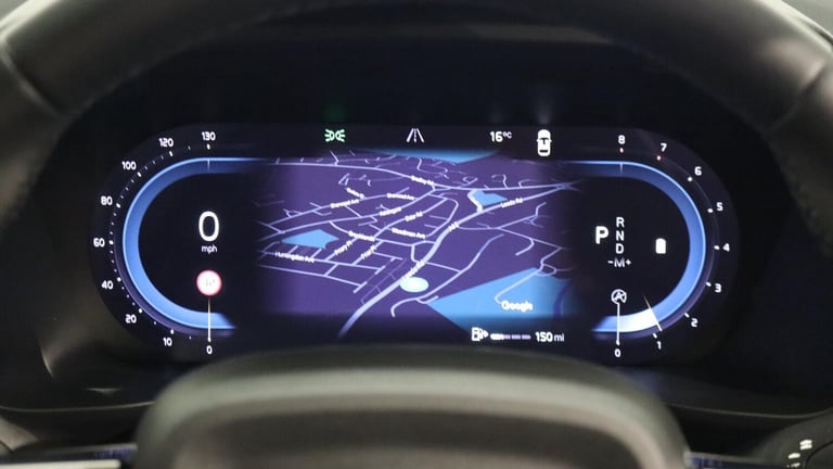 Volvo XC40 B4 (P) Ultimate Dark (360 Camera, Sunroof, BLIS) Petrol/Electric Hybrid Automatic