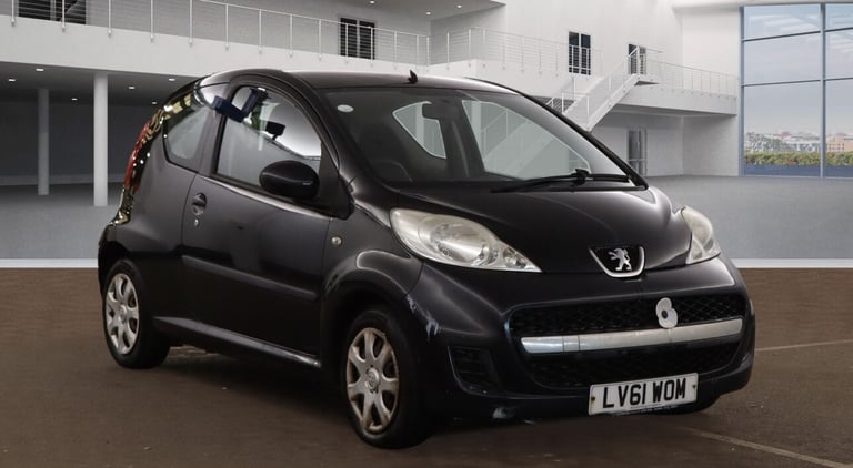 PEUGEOT 107 1.0 12V Urban 2011