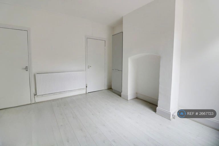 5 bedroom house in Cobden View Road, Sheffield, S10 (5 bed) (#2667723)