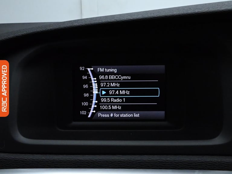 2016 Volvo V40 Cross Country 2.0 D2 Lux Hatchback 5dr Diesel Manual Euro 6 (s/s) (120 ps) Hatchba...
