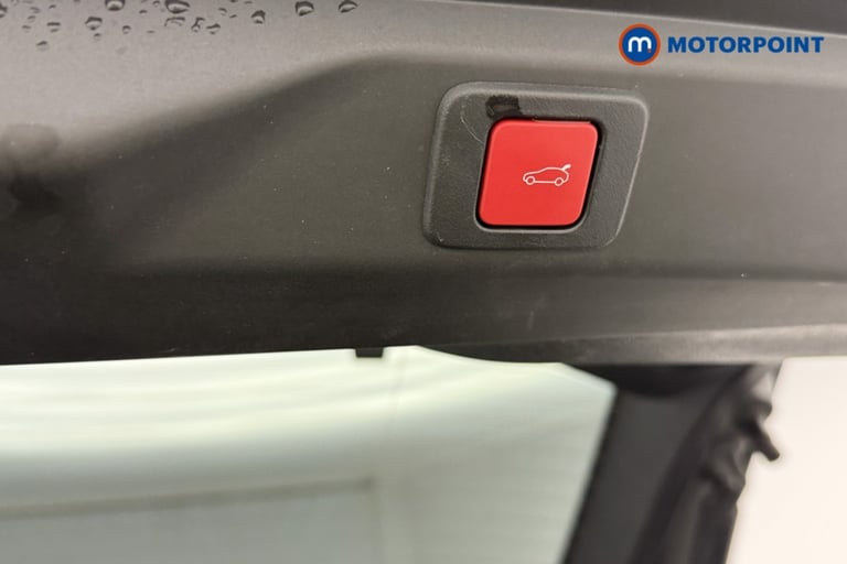 2024 Peugeot 3008 157kW GT 73kWh 5dr Auto SUV Electric Automatic