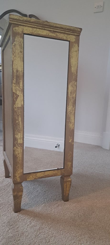 5 Drawer Mirror & Brushed Gold occassional/sofa/bedside table