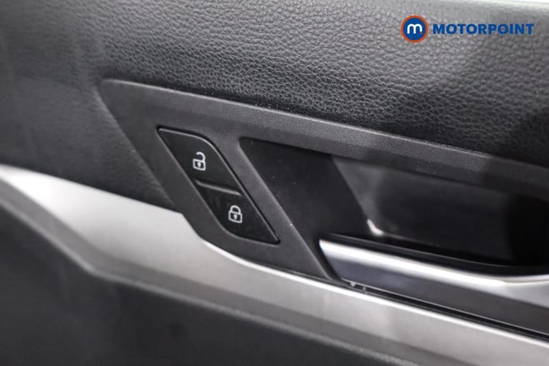 2024 Volkswagen Golf 1.5 TSI 150 Life 5dr Hatchback Petrol Manual