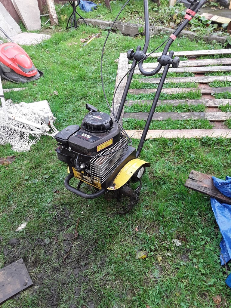 Rotovator tiller cultivator 