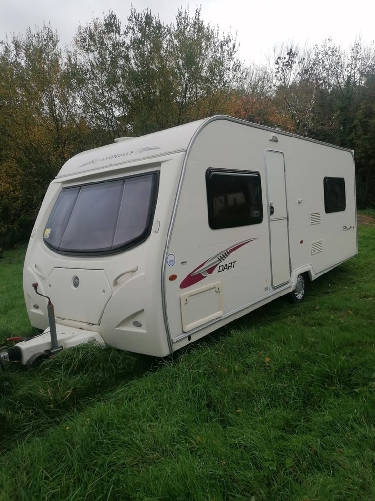 Avondale Dart 525 fixed bed 2009 4 berth touring caravan 1 owner from new in great condition