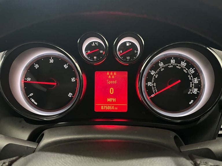 2014 Vauxhall Zafira Tourer 2.0 CDTi SRi MPV 5dr Diesel Manual Euro 5 (130 ps) MPV Diesel Manual