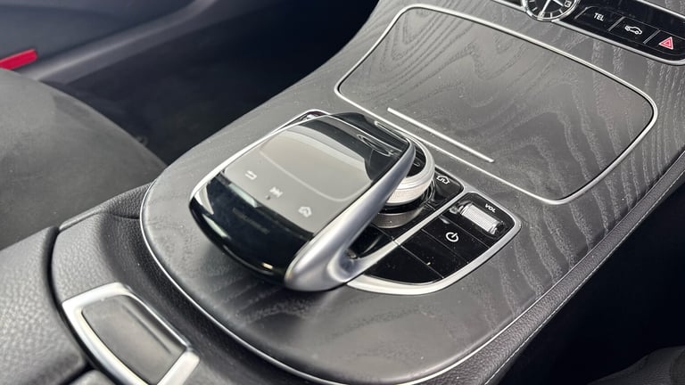 2020 Mercedes-Benz E-Class E 300 D Amg Line Edition Premium Plus Saloon Diesel Automatic
