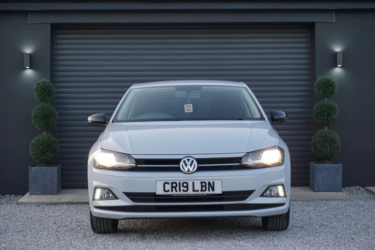 2019 Volkswagen Polo 1.0 EVO Beats  *STUNNING COLOUR COMBINATION FSH IMMACULATE* HATCHBACK Petrol...