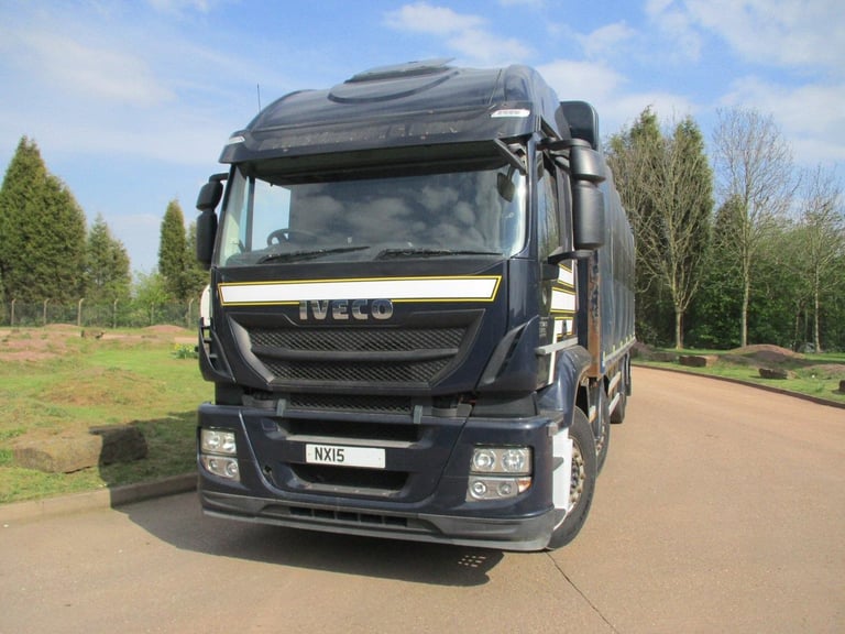 Iveco Stralis 360 8X2 FLAT CURTAINSIDER SLIDING CANOPY