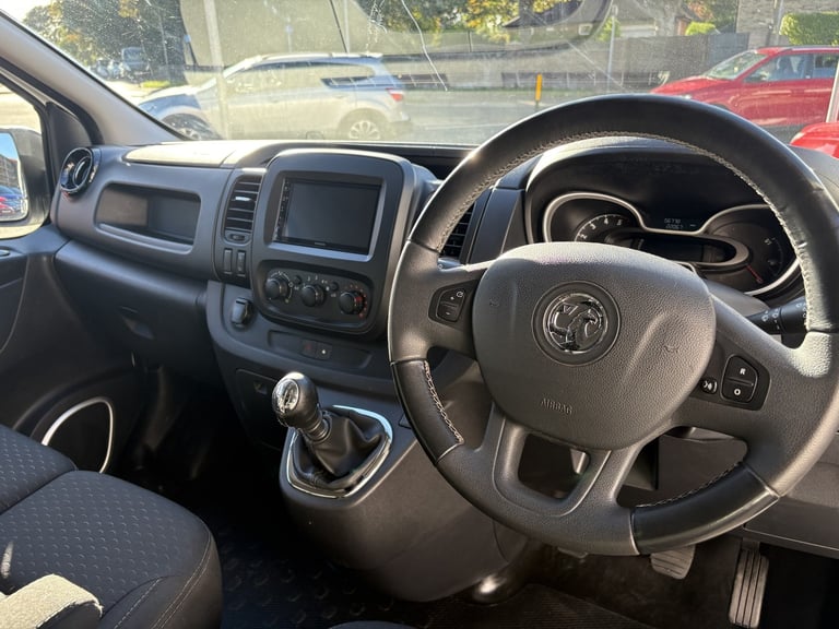 VAUXHALL VIVARO 1.6 CDTi 2900 Sportive 2018