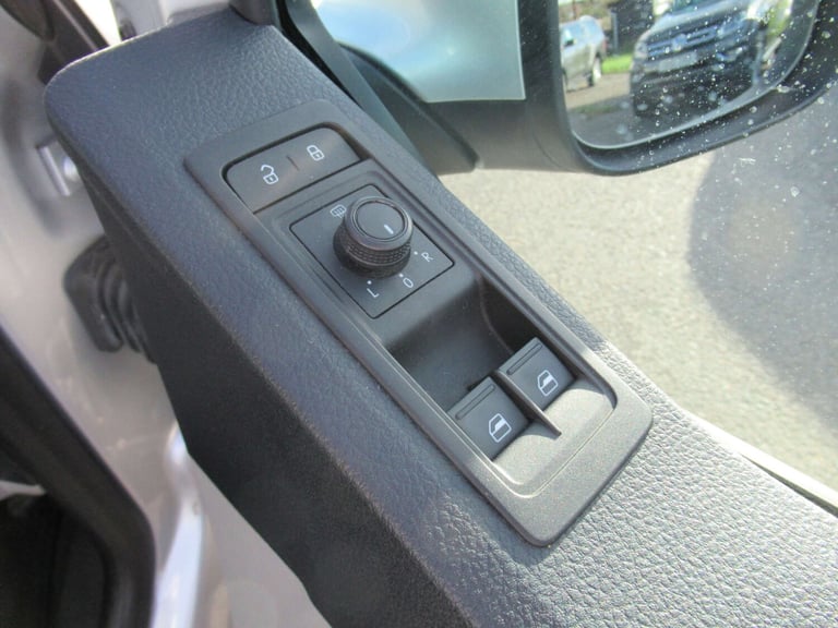 2019 Volkswagen Transporter 2.0 TDI BMT 102 Highline Van Euro 6 PANEL VAN DIESEL Manual