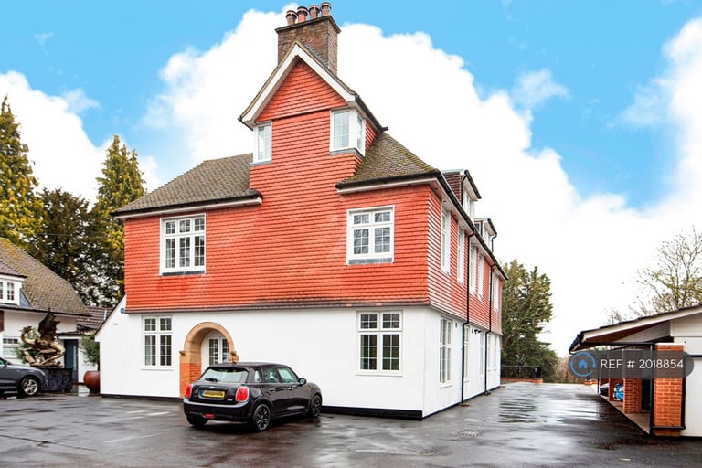 2 bedroom flat in Southdown Road, Shawford, Winchester, SO21 (2 bed) (#2018854)